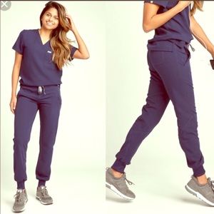 Not 4 sale. ISO Figs Tops/petite pants (XS or Sm)